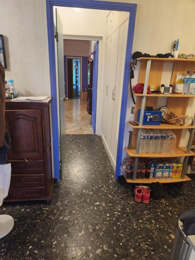 Big Apart 140M2 5Min Walk To Beach Sea &Promenade 3 Double Rooms,Big Living Room 42M2, 3 Showers,9 Beds, Free Parking Nice Eksteriør bilde
